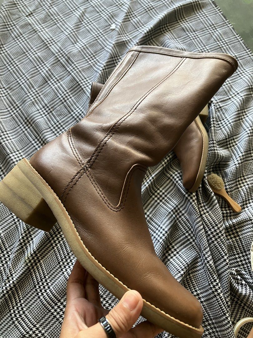 Frye canpus 14L boots (Category: Boots) located in Angeles City. Submitted by jnwsurplus (Listing ID 1466984193, Image 3). Description: Plss see pic.