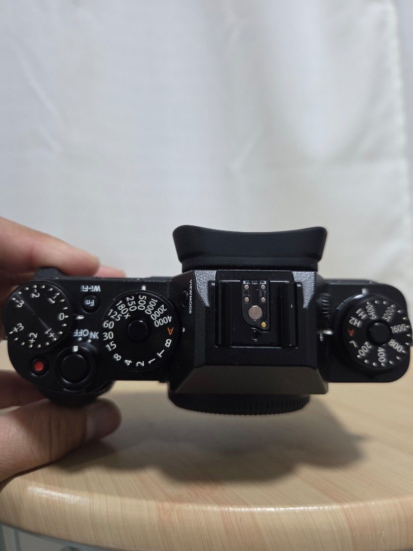 Fujifilm X-T1 Mirrorless Digital Camera Body (Category: Cameras) located in Caloocan City. Submitted by imagines.0113 (Listing ID 1467167536, Image 2). Description: - Fujifilm X-T1 mirrorless camera body (Black, Made in Japan) - Classic top dials for shutter speed and exposure compensation - Large electronic viewfinder with rubber eyecup - Dual command dials (front and back) for easy control - Built-in Wi-Fi and hot shoe mount for flashes - Batte