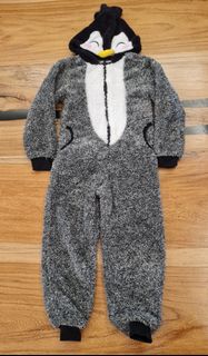 (Category: ) located in . Submitted by helpusdeclutter (Listing ID 1467025677, Image 1). Description: .