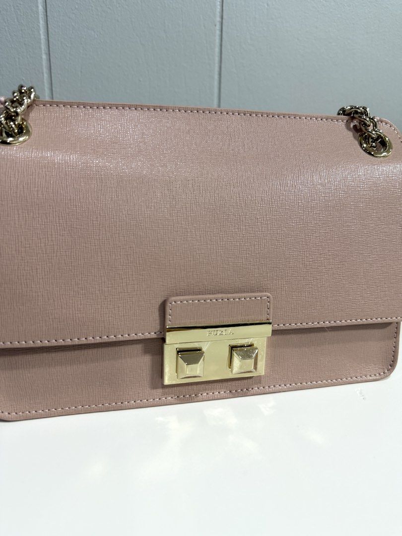 Furla Bella Medium Shoulder Bag (Category: Shoulder Bags) located in San Fernando. Submitted by olliebash (Listing ID 1467015212, Image 2). Description: Unused, hardware still with plastic .