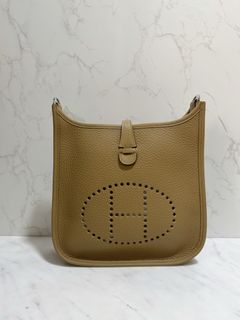 （分類：）位於 。 由 luxuryshop_hermes 提交（商品編號 1467016556，圖片 1）。簡介： 。