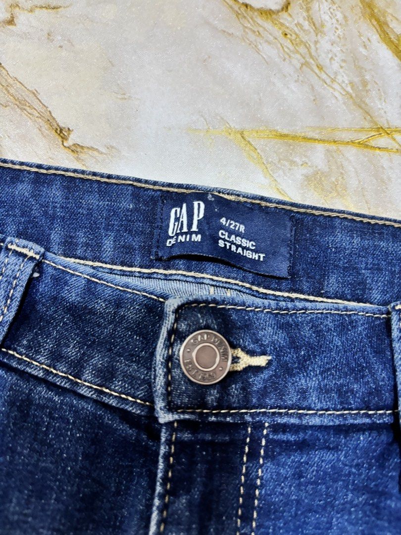 Gap pants (Category: Jeans) located in Burgos, Ilocos Norte. Submitted by carou11406 (Listing ID 1467070164, Image 3). Description: Size 27-31 via tape measure Length 38.
