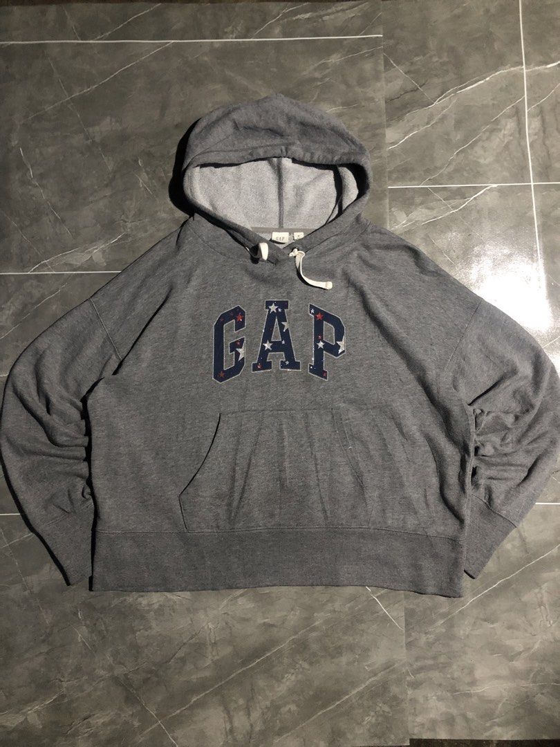 GAP USA SCRIPT HOODIE JACKET (Category: Coats, Jackets and Outerwear) located in Manila. Submitted by buksthrifthing (Listing ID 1466972701, Image 2). Description: 24 by 24 Med to large ( boxy ) No issue Excellent condi.