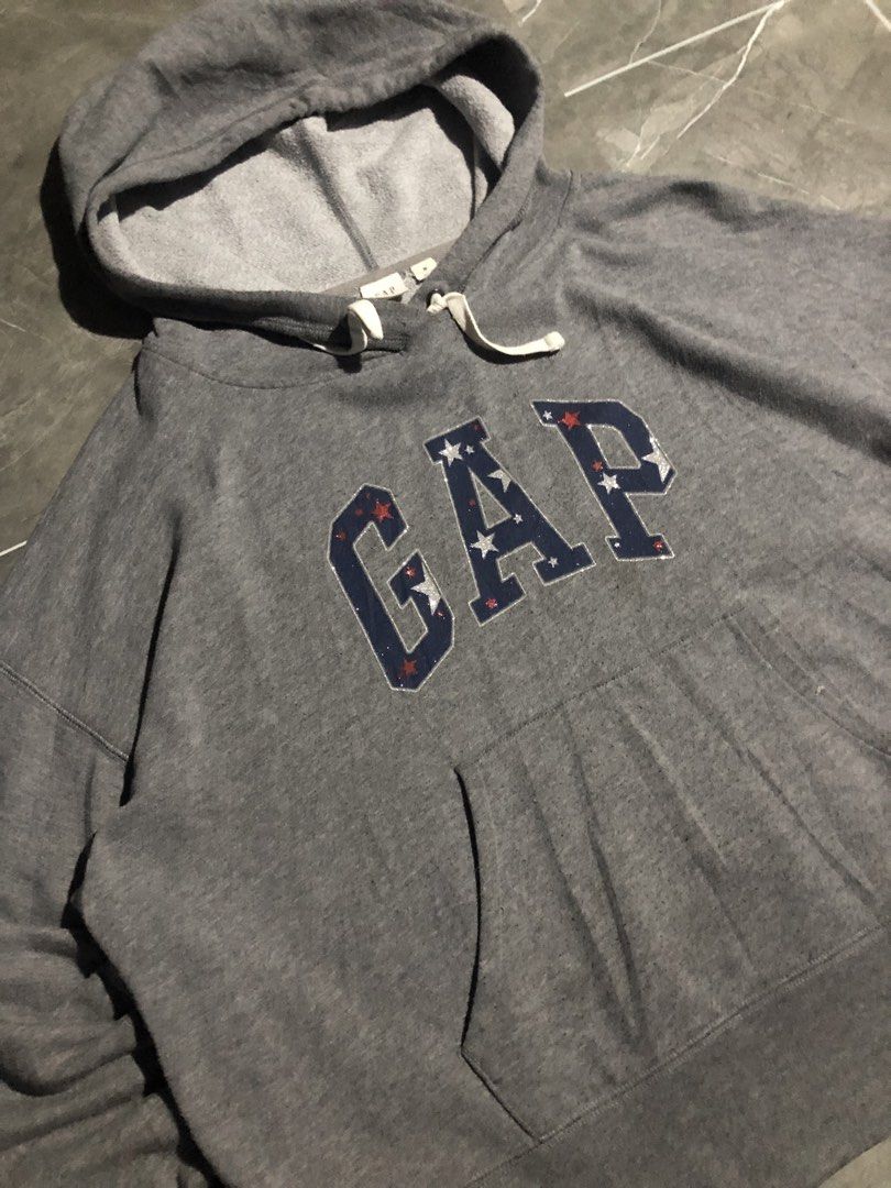 GAP USA SCRIPT HOODIE JACKET (Category: Coats, Jackets and Outerwear) located in Manila. Submitted by buksthrifthing (Listing ID 1466972701, Image 3). Description: 24 by 24 Med to large ( boxy ) No issue Excellent condi.