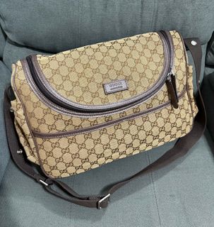 (Category: ) located in . Submitted by luxxechic (Listing ID 1467010899, Image 1). Description: .