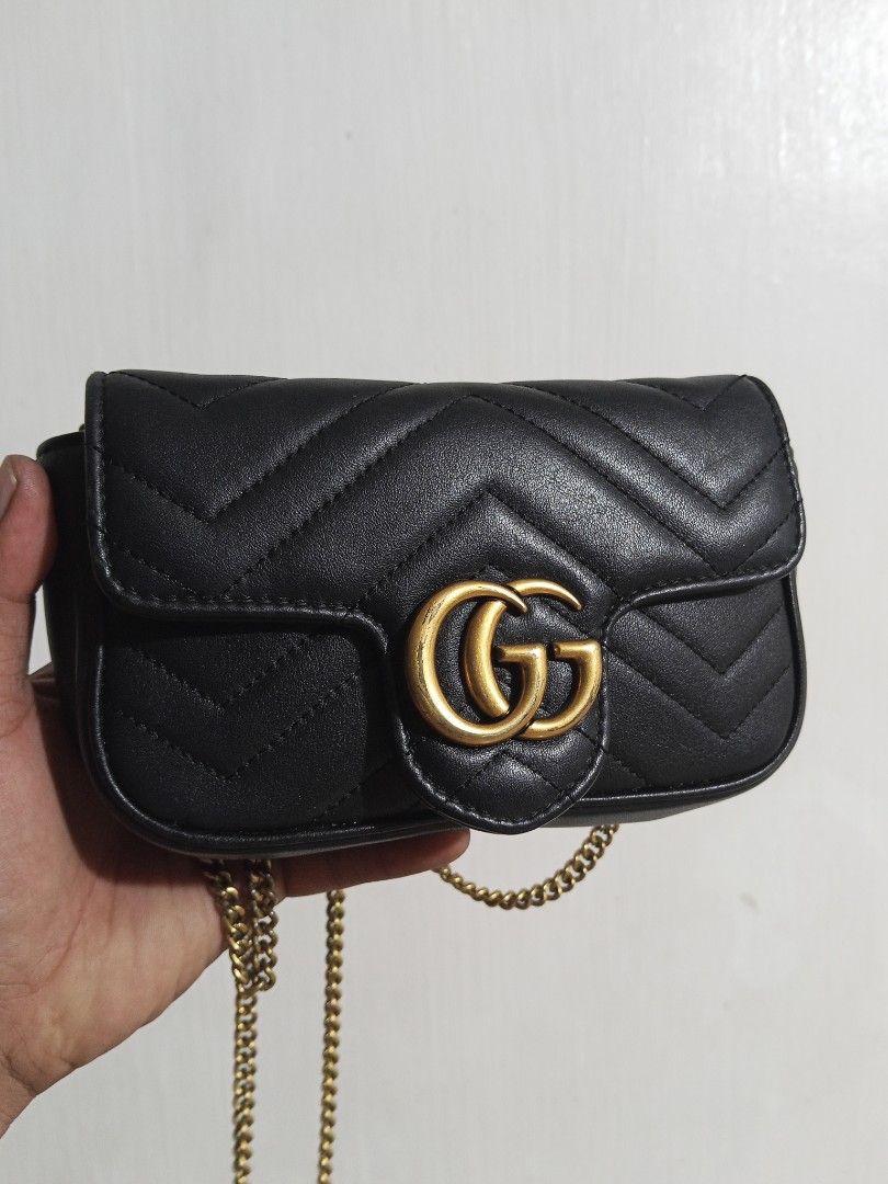 GG Marmot super mini bag (Category: Luxury Bags & Wallets) located in Glan. Submitted by cpaharodde48008 (Listing ID 1467124843, Image 2). Description: Gucci GG super Mini Marmot bag Excellent.