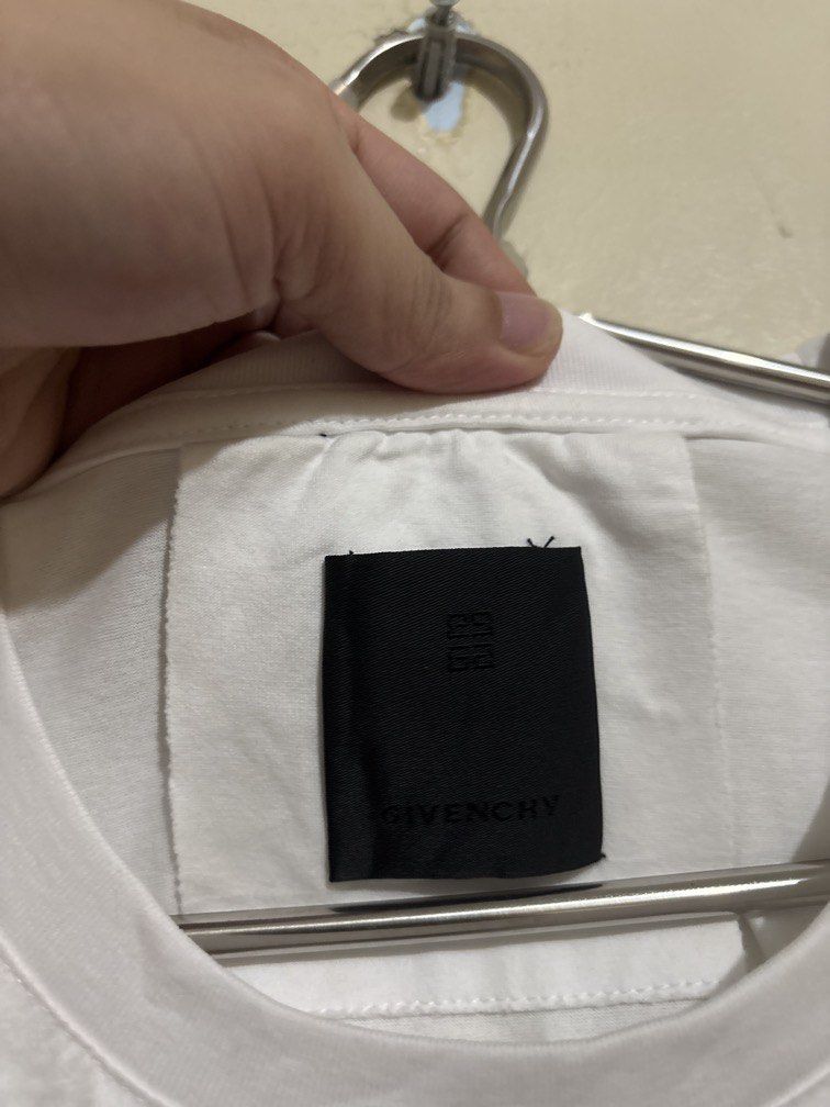 Givenchy x Disney Bambi (Category: Tshirts & Polo Shirts ) located in Muntinlupa City. Submitted by owrayttttt (Listing ID 1467064402, Image 3). Description: - Givenchy x Disney Bambi - Complete tags - Dimes is 22x28 - No issue - Free shipping via j&t.