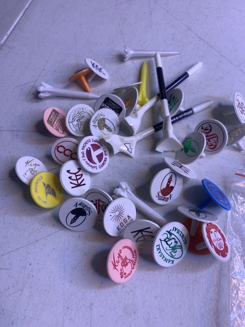 Golf Marker Pins / Tee (Category: Golf) located in Carmona. Submitted by bihira (Listing ID 1467041356, Image 2). Description: Golf Marker Pins / Tee - WYSIWYG - As is - assorted.