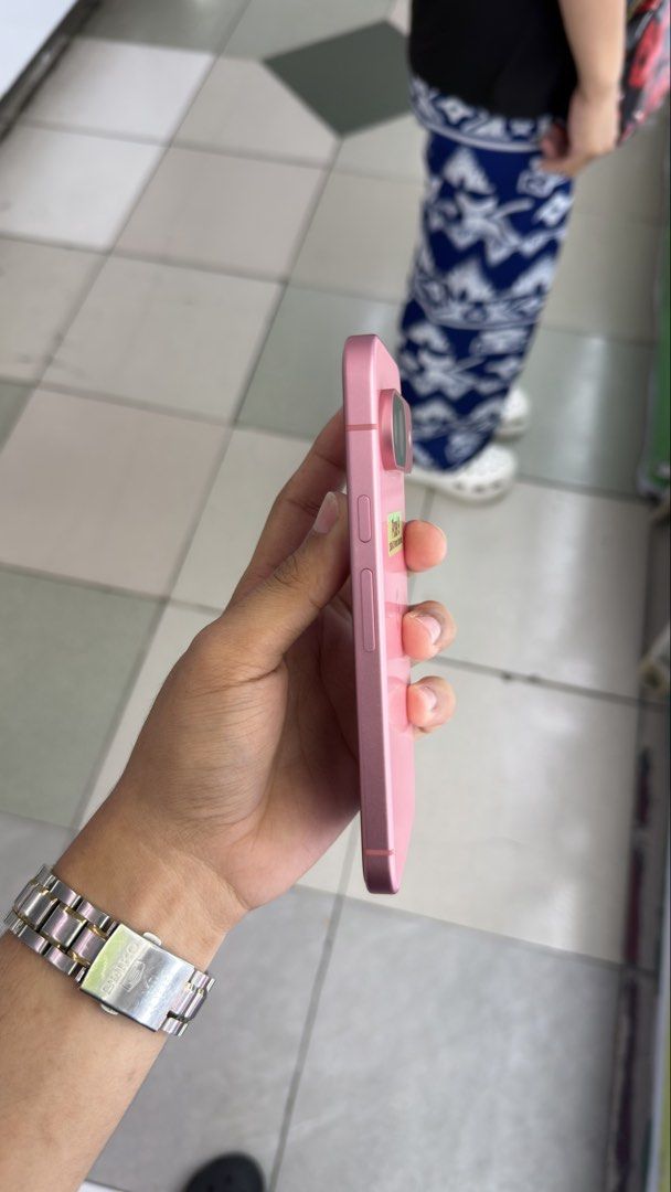 Google Pixel 9 128gb Factory Unlocked US Variant (Category: Other Gadgets) located in Manila. Submitted by carimgadgets (Listing ID 1467139647, Image 2). Description: .