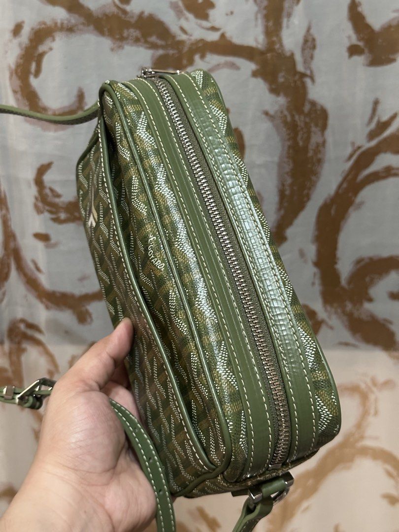 GOYARD CAP VERT SLING BAG (Category: Luxury Bags & Wallets) located in Manila. Submitted by tianasmom (Listing ID 1467094361, Image 2). Description: 🇯🇵 JAPAN SOURCE 💯 GENUINE LEATHER ✔️SELF AUTHENTICATE WITH DUSTBAG WITH CODE.