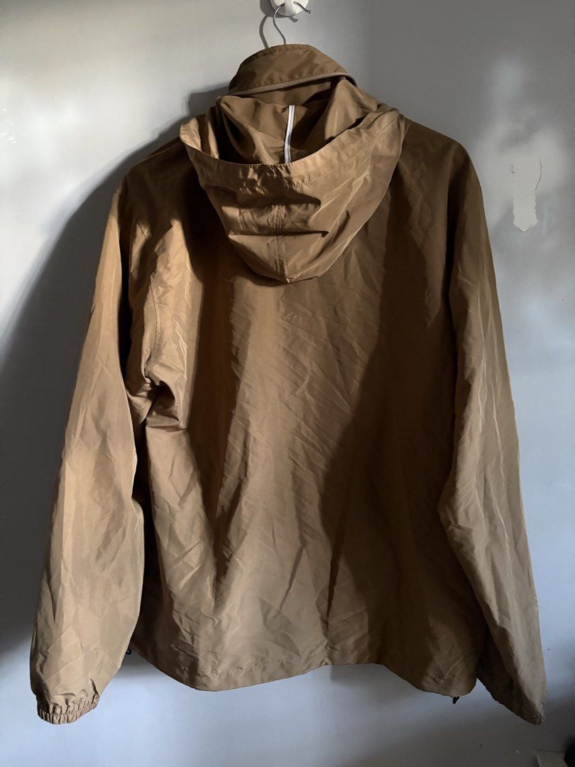 Gramicci Shell Flight Jacket Tan (Category: Coats, Jackets and Outerwear) located in General Santos City (Dadiangas). Submitted by a.rt.eyes (Listing ID 1467017029, Image 2). Description: For sale Gramicci Shell Flight Jacket Tan, original Size large on tag for asia, size medium usa Dimension width 24 length 29 Packable zipper hood Waterproof jacket Excellent condition Color rate 10/10 Location: General Santos City, Mindanao .