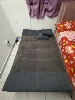 (Category: ) located in . Submitted by farhannajmi161 (Listing ID 1467014142, Image 1). Description: .