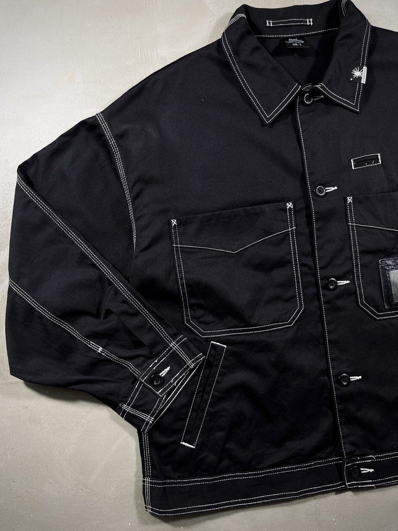 GU x Maison Mihara Yasuhiro Contrast Stitch Chef Jacket (Category: Coats, Jackets and Outerwear) located in Baguio. Submitted by highland.archives (Listing ID 1467086385, Image 2). Description: Very good condition Width: 25 Length: 27 Shoulders: 25 Sleeve length: 21.5 Hem: 24.