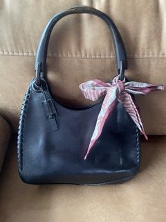 (Category: ) located in . Submitted by phbudgetluxuryfinds (Listing ID 1467004863, Image 1). Description: .