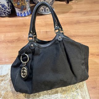 (Category: ) located in . Submitted by jdshoppee (Listing ID 1467142650, Image 1). Description: .