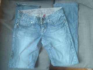 （分類：）位於 。 由 b3stse1ller 提交（商品編號 1467072275，圖片 1）。簡介： 。