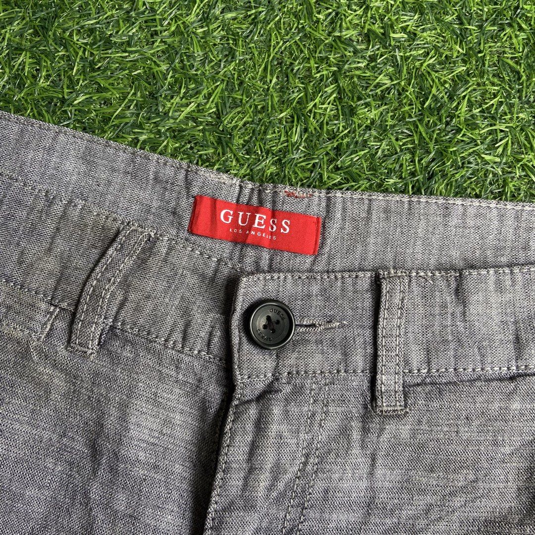 Guess Men’s Walkshorts (Category: Shorts) located in Davao. Submitted by payts.wruh (Listing ID 1467107327, Image 2). Description: Guess Men’s Walkshorts waist 32 length 20 leg 10 needwash good condition.