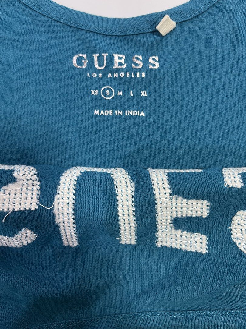 Guess Tank Top (Category: Sleeveless) located in Manila. Submitted by kerlythreads (Listing ID 1467118927, Image 3). Description: small issue: loose sequins .