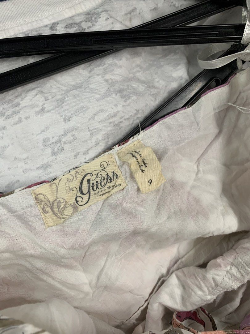 Guess Y2k Dress (Category: Blouses) located in Manila. Submitted by sgthriftmanila2.0 (Listing ID 1467019921, Image 3). Description: .