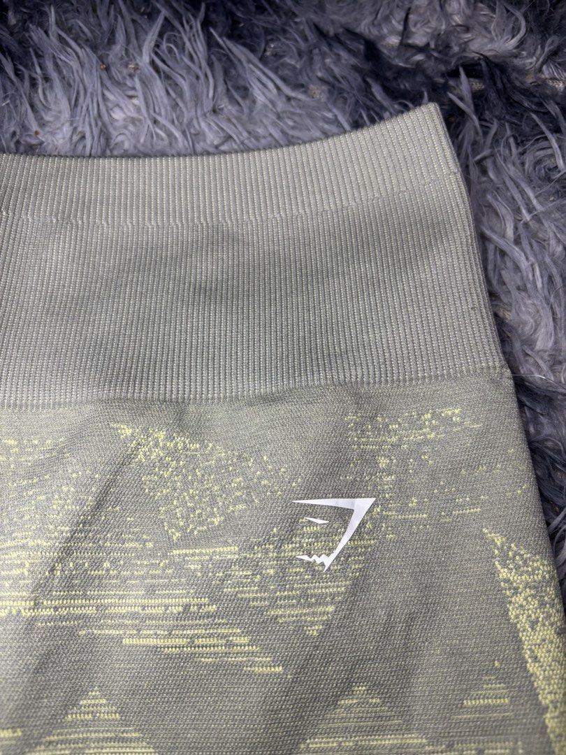 Gymshark (Category: Activewear) located in Legazpi City. Submitted by thesource052 (Listing ID 1467164046, Image 3). Description: GYMSHARK WOMENS MEDIUM ON TAG W: 28-30” L:17” Good as new 500.