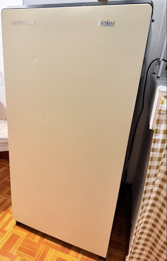 Haier Inverter Refrigerator (Category: Refrigerators and Freezers) located in General Trias. Submitted by mauwiee (Listing ID 1466975753, Image 2). Description: Rush sale‼️ Selling my Haier Refrigerator used only for 6 months. Feature: ✅Inverter - Energy Saving ✅Semi - Auto defrost system ✅Rare color and good for aesthetic Issue: May bump sa harap pero di naman nakakaeffect sa ref. RFS: Recently purchased bigger ref..