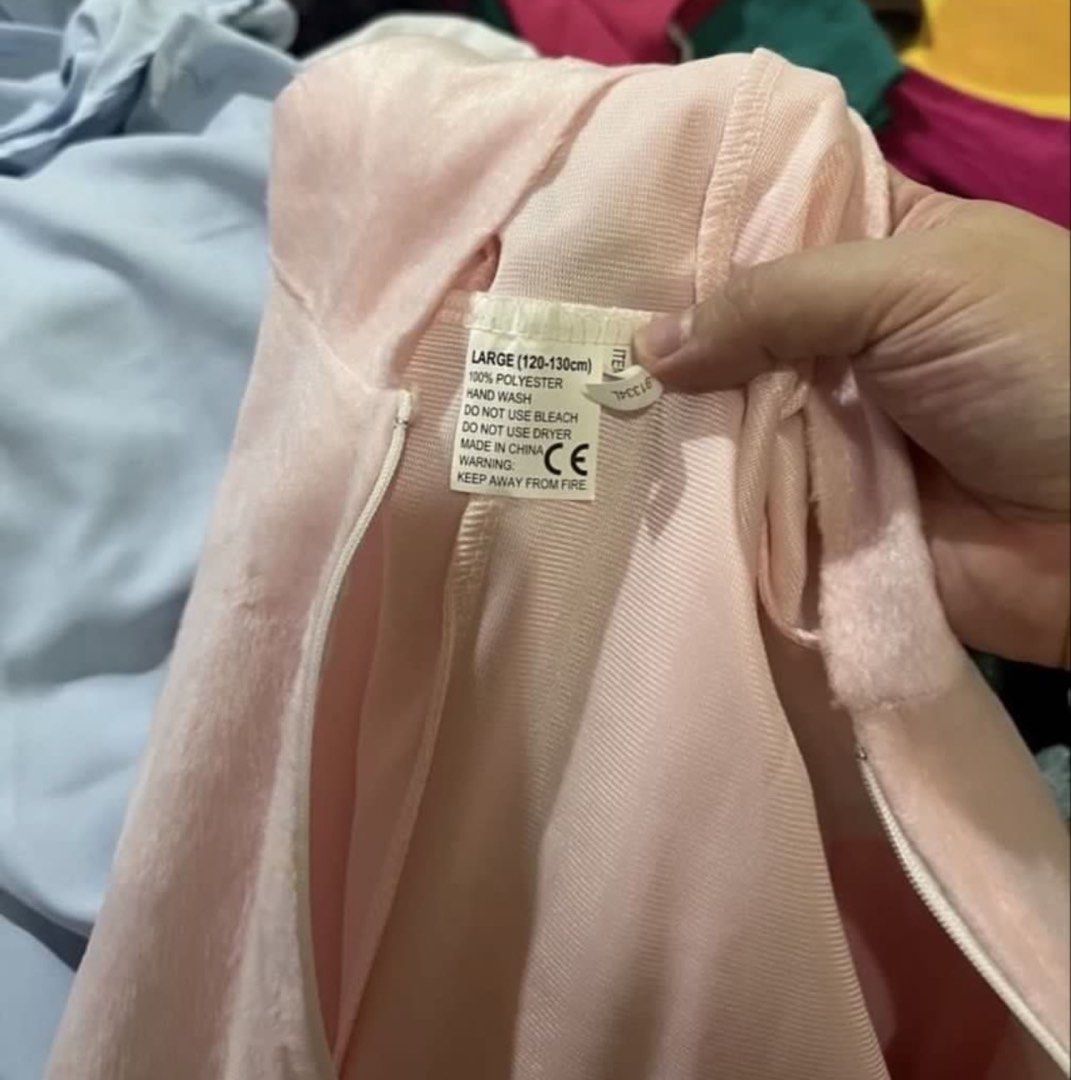 Halloween pink unicorn costume (Category: Babies & Kids Fashion) located in Paranaque City. Submitted by arianem031087 (Listing ID 1467071437, Image 3). Description: Size: large Age: 6/7/8/9.
