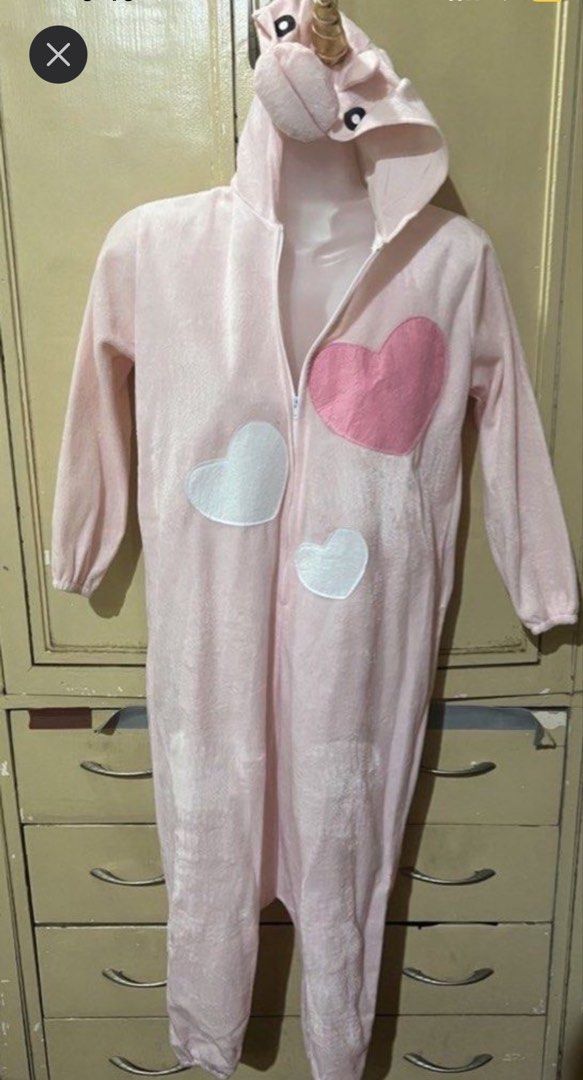 Halloween pink unicorn costume (Category: Babies & Kids Fashion) located in Paranaque City. Submitted by arianem031087 (Listing ID 1467071437, Image 1). Description: Size: large Age: 6/7/8/9.