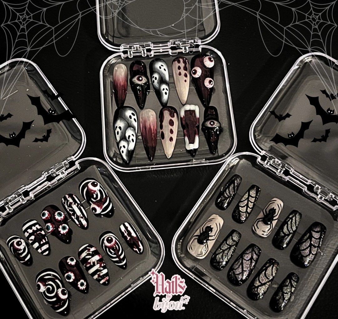 Halloween Press-on Nails (Spiders Theme) (Category: Hands & Nails) located in Manila. Submitted by maxinenodalo (Listing ID 1467098924, Image 2). Description: ༄ ₱349 ༄ size, length, shape: small, long, coffin ༄ all details are handmade! ༄ comes with complete inclusions and reusable case follow us on rainbow app @nails.bybijou for customs and appointments!.