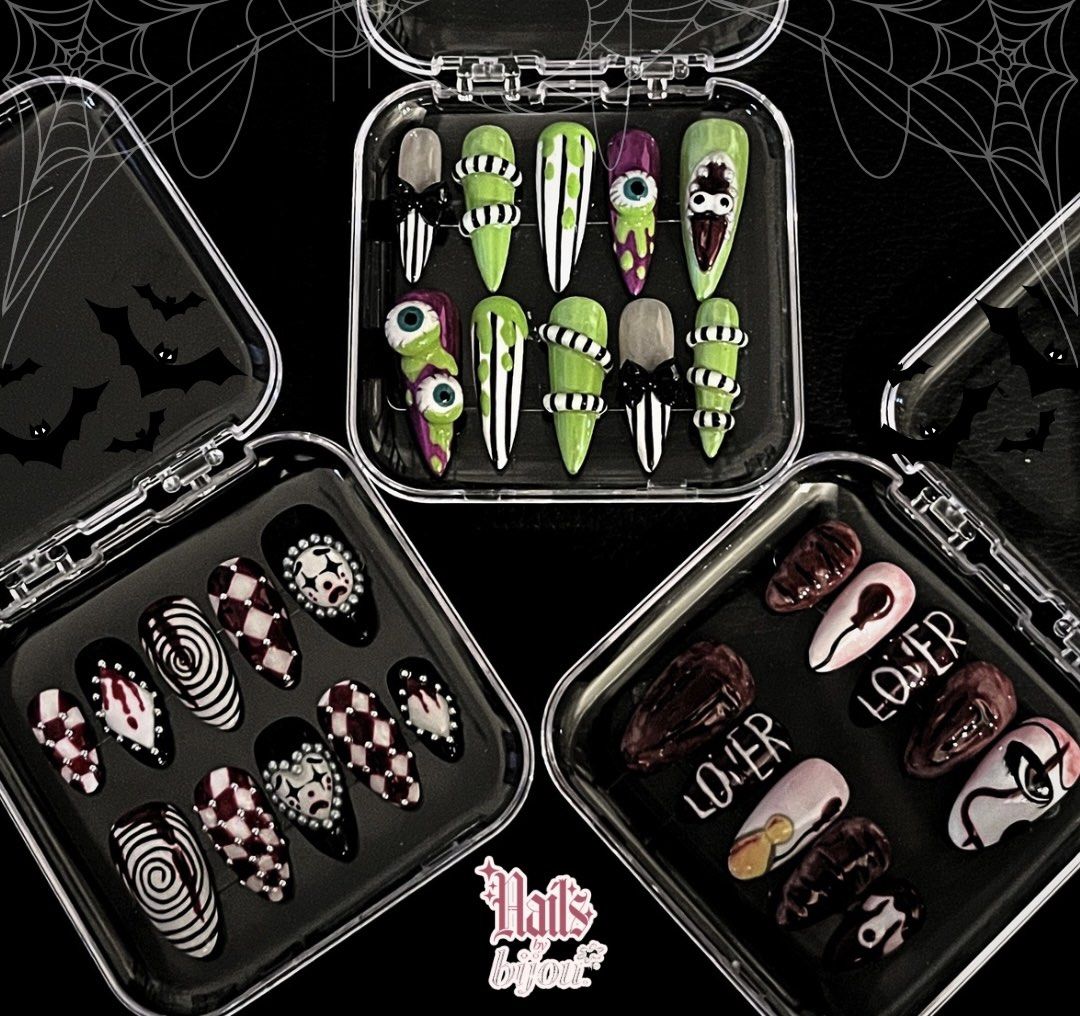 Halloween Press-on Nails (IT Theme) (Category: Hands & Nails) located in Manila. Submitted by maxinenodalo (Listing ID 1467100873, Image 2). Description: ༄ ₱399 ༄ size, length, shape: medium, long, almond ༄ all details are handmade! ༄ comes with complete inclusions and reusable case follow us on rainbow app @nails.bybijou for customs and appointments! .