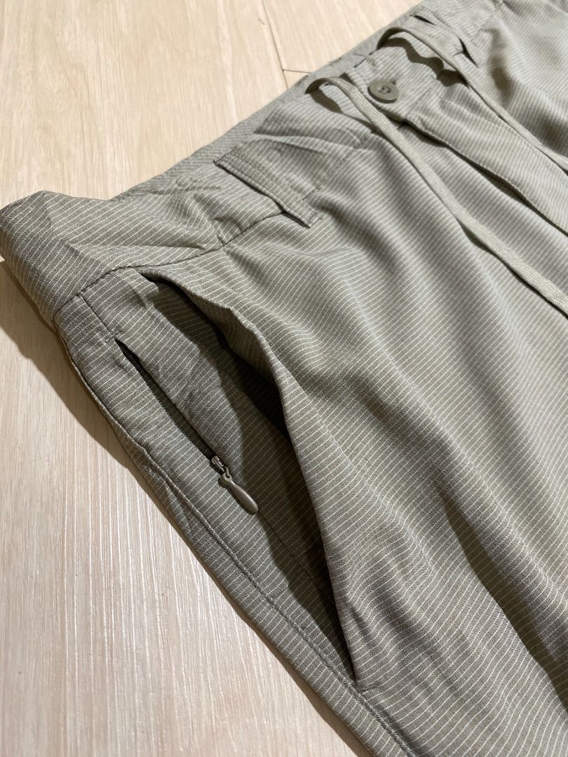 Hang Ten Nylon Stretch Boardwalk Shorts (Category: Shorts) located in Cadiz. Submitted by davidspothead (Listing ID 1467142749, Image 3). Description: Size 34 on tag Length 20.5" Excellent condition.