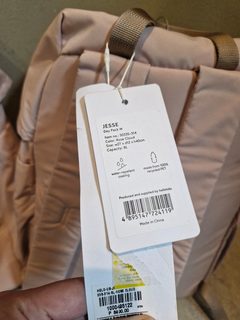 Hellolulu (Category: Backpacks) located in Tagaytay City. Submitted by sarah_jeng (Listing ID 1467166861, Image 3). Description: hellolulu bags rose/ white/ black 2050 only.