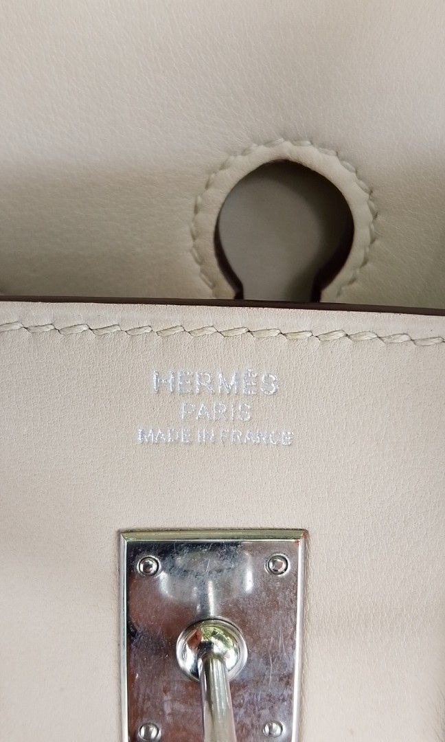 Hermes Birkin 25 Swift soft leather (Category: Luxury Bags & Wallets) located in Davao. Submitted by find.luxe (Listing ID 1467022127, Image 3). Description: very cute self authentication.