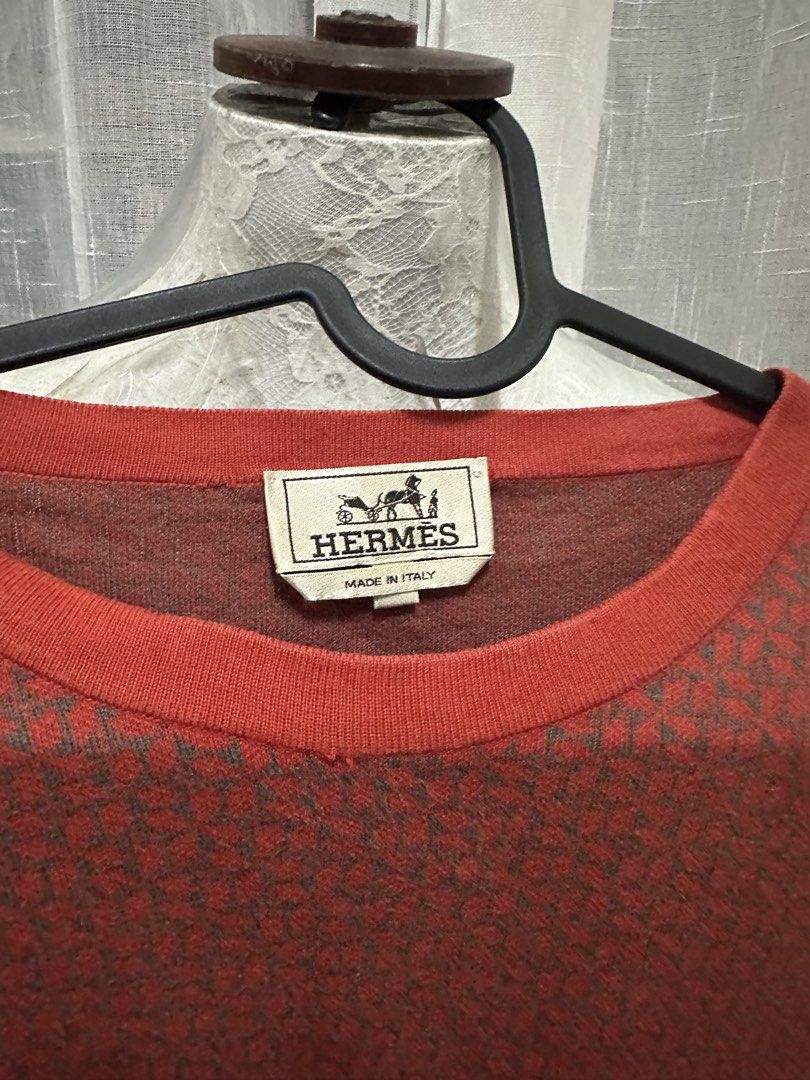 Hermes knit top (Category: Tshirts & Polo Shirts ) located in Quezon City. Submitted by slluxury_ph (Listing ID 1467017321, Image 2). Description: Knit top hermes Bet fit Med to semi large Semi stretch fabric.