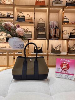 （分類：）位於 。 由 cchermesluxury 提交（商品編號 1467077846，圖片 1）。簡介： 。