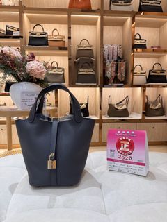 （分類：）位於 。 由 cchermesluxury 提交（商品編號 1467079938，圖片 1）。簡介： 。
