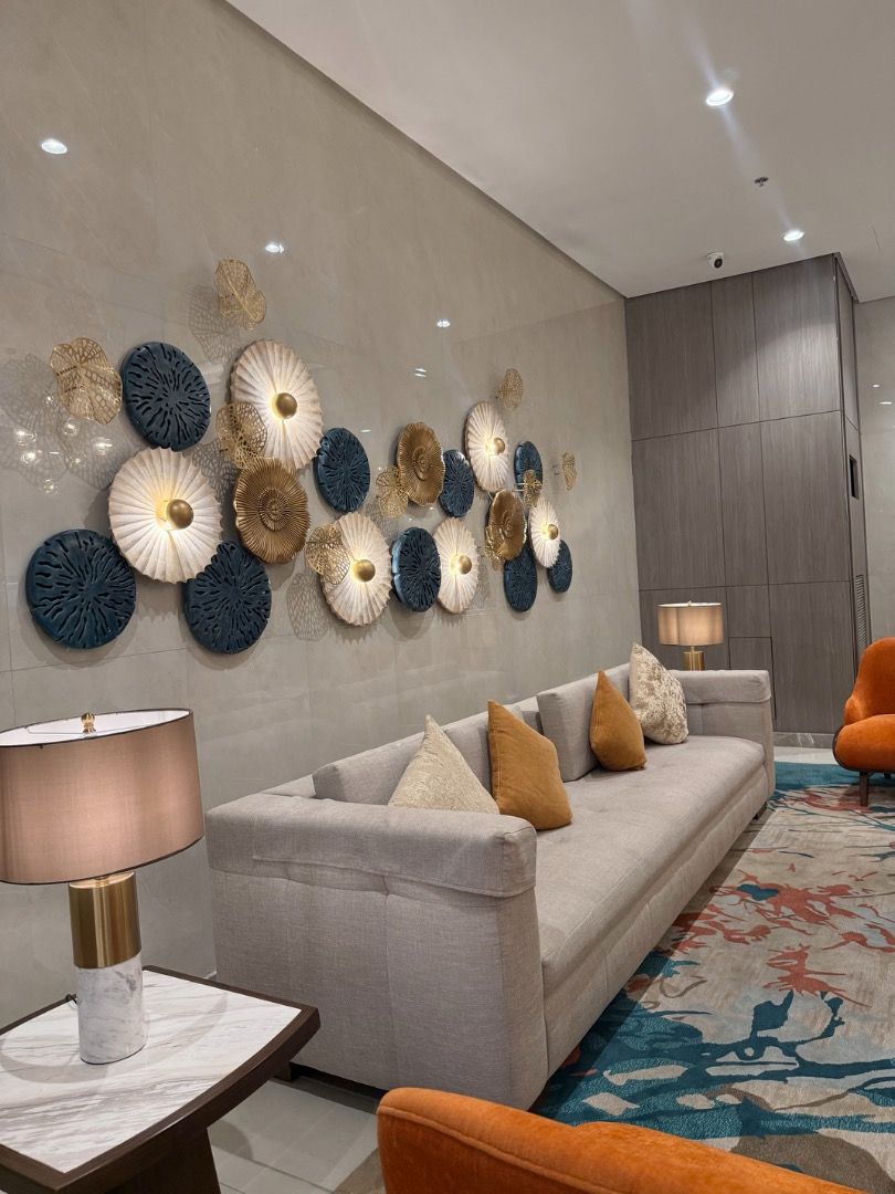 HIGH-END 3BEDROOM UNIT (Category: Apartments & Condos) located in Taguig. Submitted by dacanayglad29 (Listing ID 1467052521, Image 1). Description: HIGH-END 3BEDROOM UNIT IN PARK MCKINLEY WEST Location: Le Grand Avenue, McKinley West, Fort Bonifacio, Taguig City Strategically located near BGC, McKinley Hill, Forbes Park, Manila Polo Club, international schools, St. Luke’s Medical Center, and NAIA Terminal 3. RENT-TO-OWN OPTION | PAYABLE IN 3 YEAR