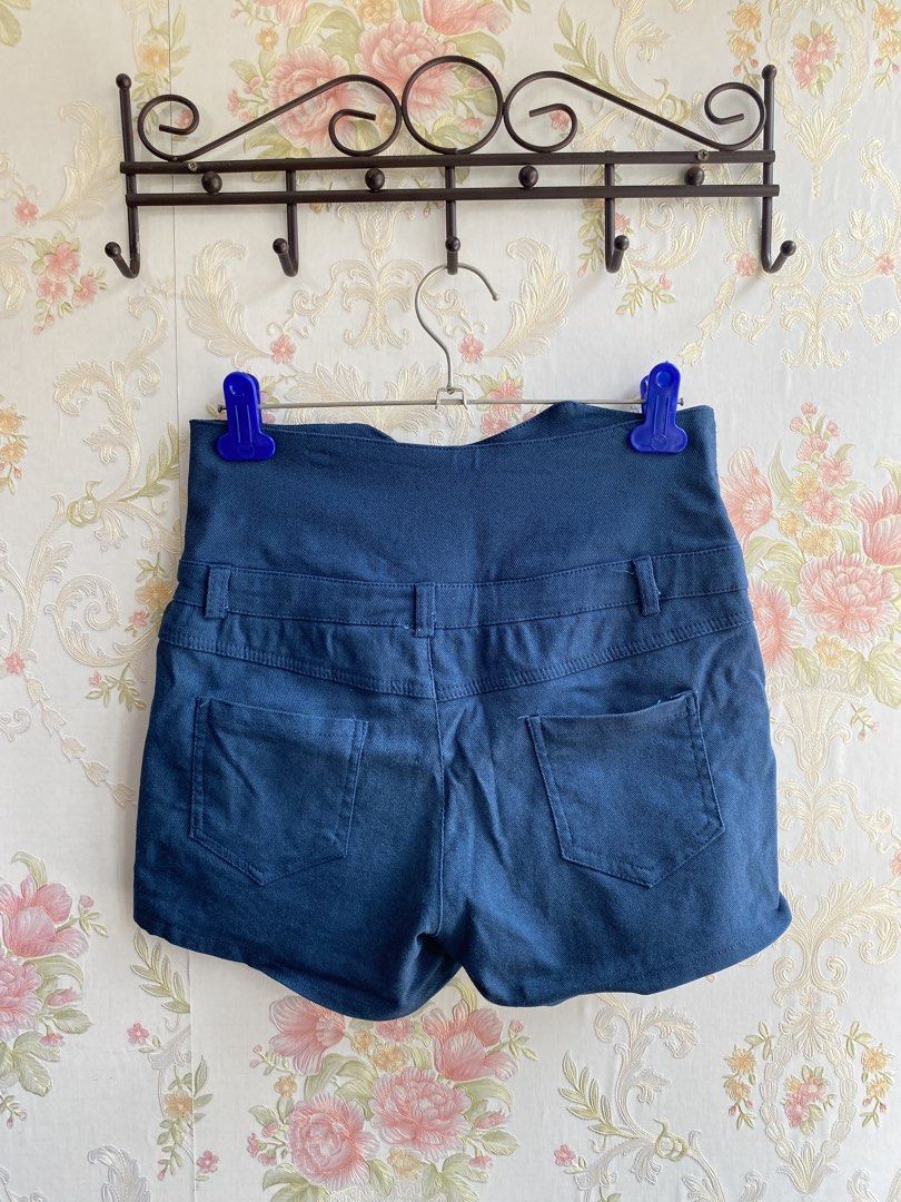 High-Waist button down short (blue green) (Category: Shorts) located in Bulacan. Submitted by str4wberryjj (Listing ID 1467108138, Image 2). Description: - stretchable (can fit up to semi-large) - like new - working buttons & pockets.