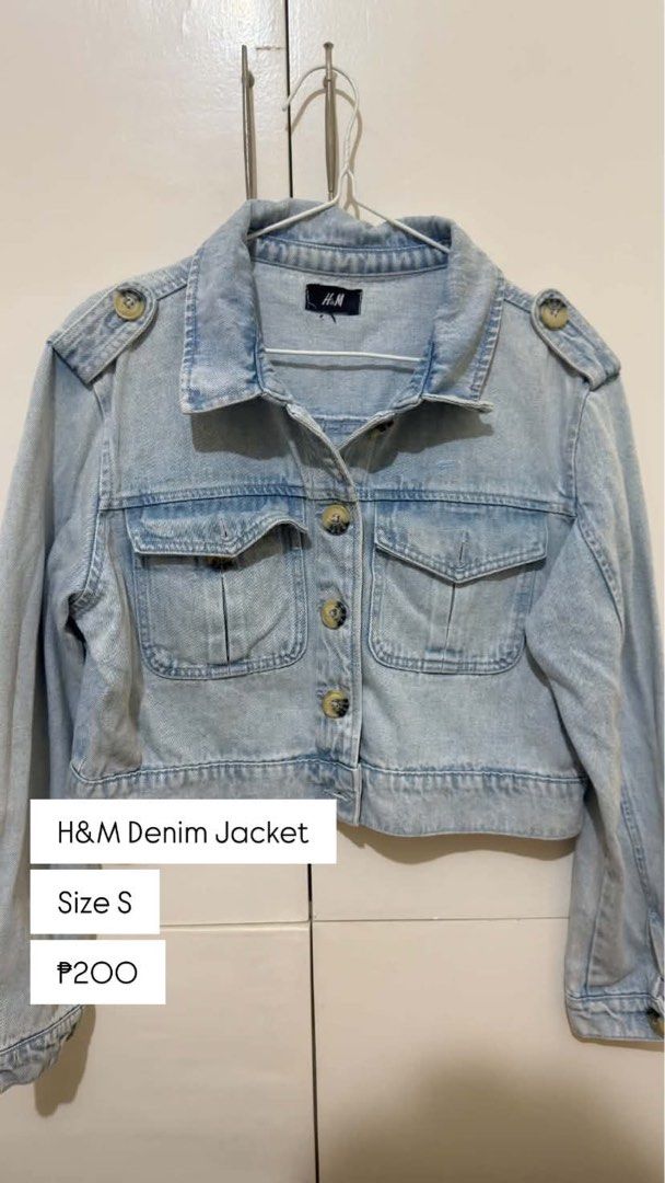 H&M Denim Jacket Size S (Category: Coats, Jackets and Outerwear) located in Marikina City. Submitted by vparcon (Listing ID 1467066626, Image 1). Description: - Brand: H&M - Size: Small - Wash: Light wash denim - Fit: Cropped style - Features: Button-down front, dual chest pockets, shoulder epaulets - Condition: Excellent, clean fabric with no major flaws - Perfect layering piece for casual outfits! MARIKINA CITY.