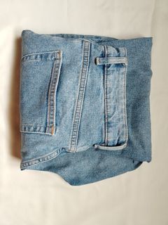 (Category: ) located in . Submitted by rakcloset (Listing ID 1467028702, Image 1). Description: .