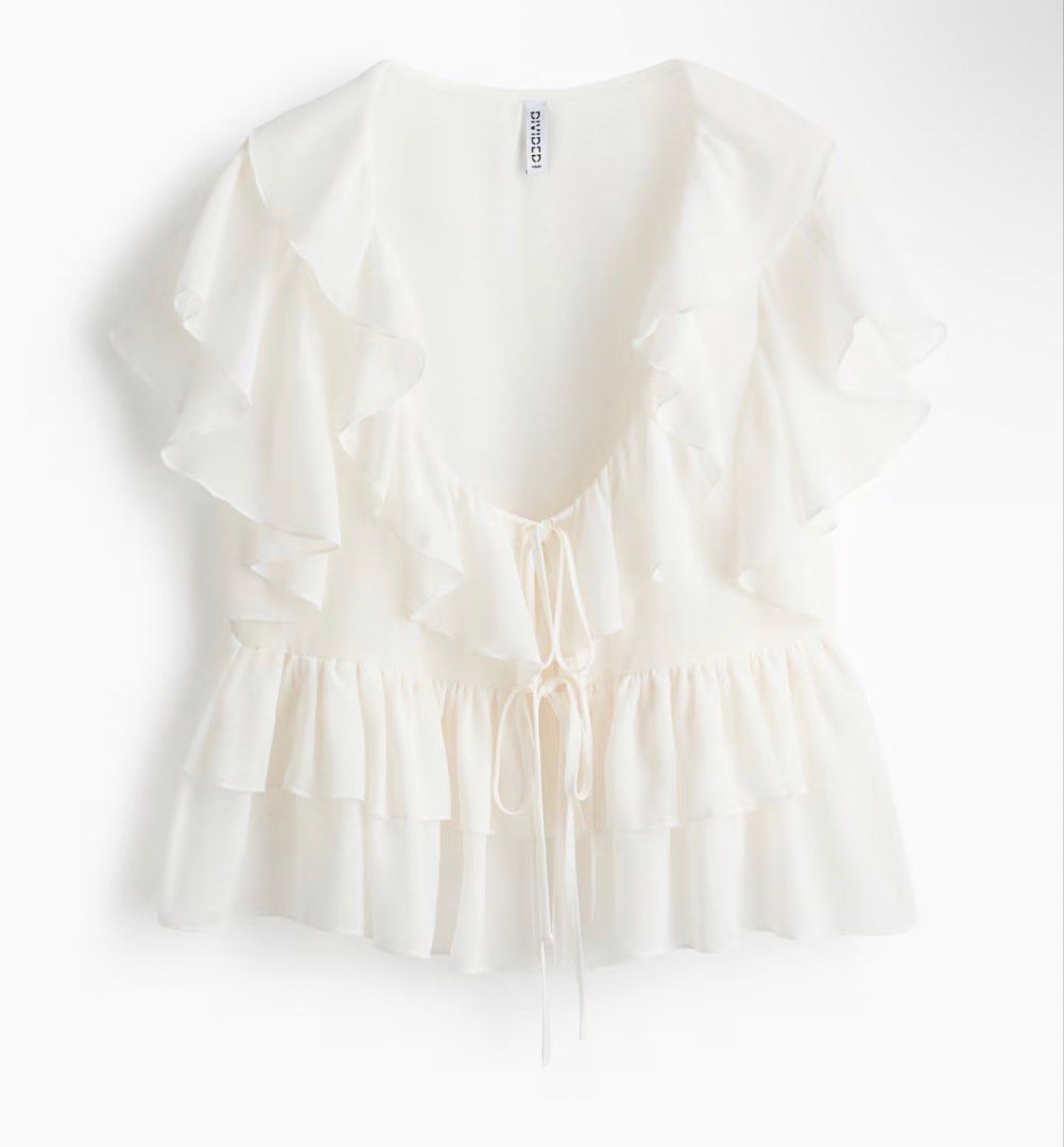 H&M ruffle tie front blouse (Category: Blouses) located in Manila. Submitted by rfsdeclutteringggggg (Listing ID 1467127174, Image 1). Description: Brandnew. Nilabhan lang po pero hindi pa nagagamit. .