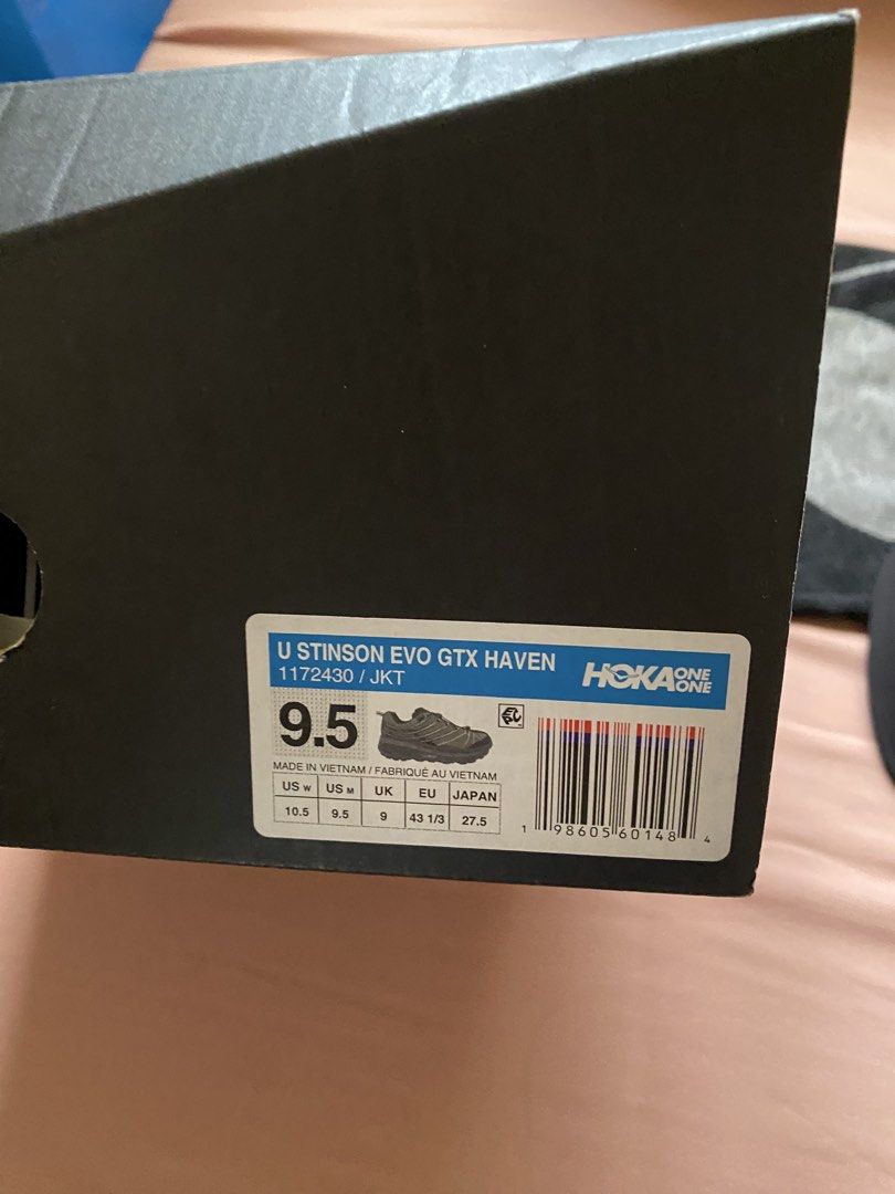 Hoka stinson goretex haven (Category: Casual Shoes) located in Taguig. Submitted by just_us (Listing ID 1466987120, Image 3). Description: All on hand 9.5 8.5 8 7.5 5 5.5.