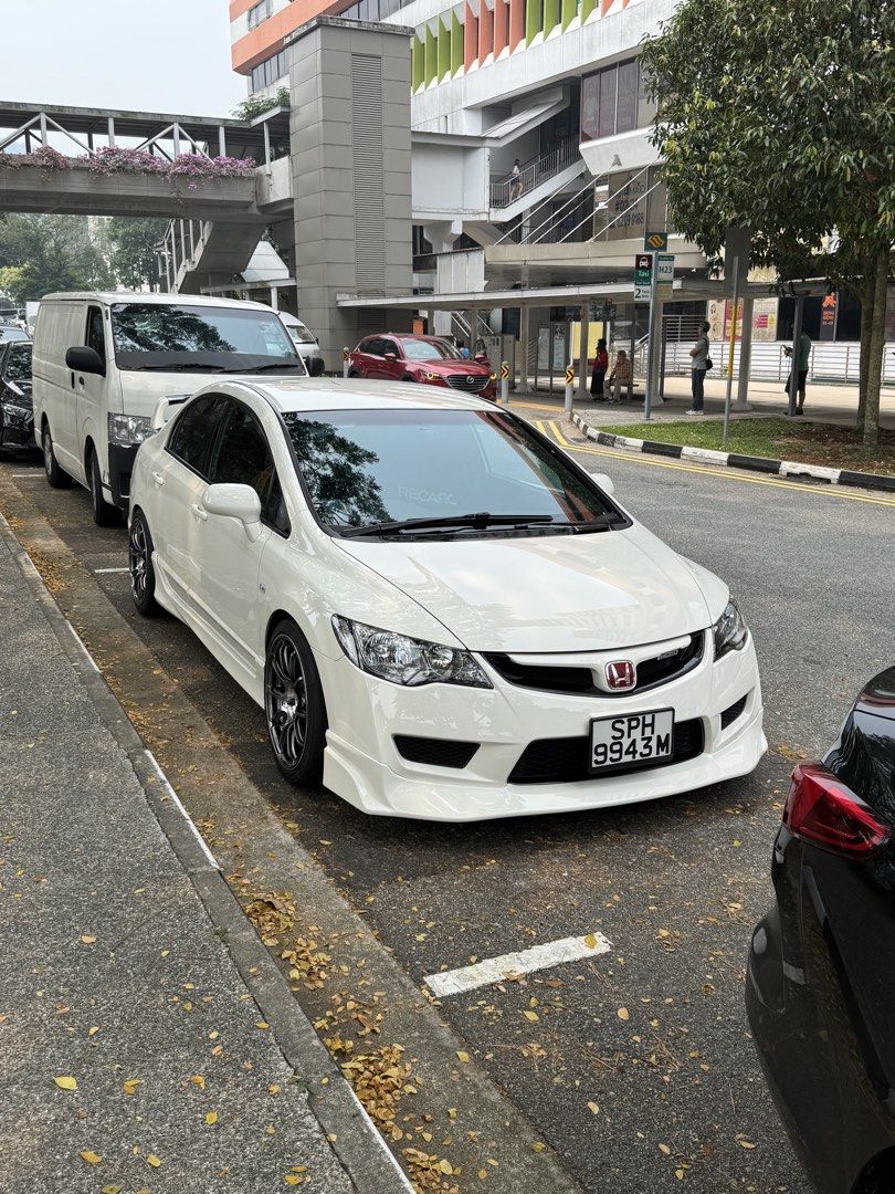 Honda Civic Type-R 2.0 (M) (Category: Used Cars) located in Singapore. Submitted by rollxx (Listing ID 1458975746, Image 1). Description: COE Till 11/27 Road tax till 01/27 TYPE R TAG number 07090 Low mileage engine and gearbox SPOON SPOON 456 & 5.3FD Toda catback w cert HONDATA Gruppe M intake INTRAX 1K2 Race AP Racing 9660 Nickel w ENDLESS MX72 NEW ADVAN RZ3 & RE71RS Cusco front and rear strut bar Cusco ARB Hard race camber arms Acuity shifter 