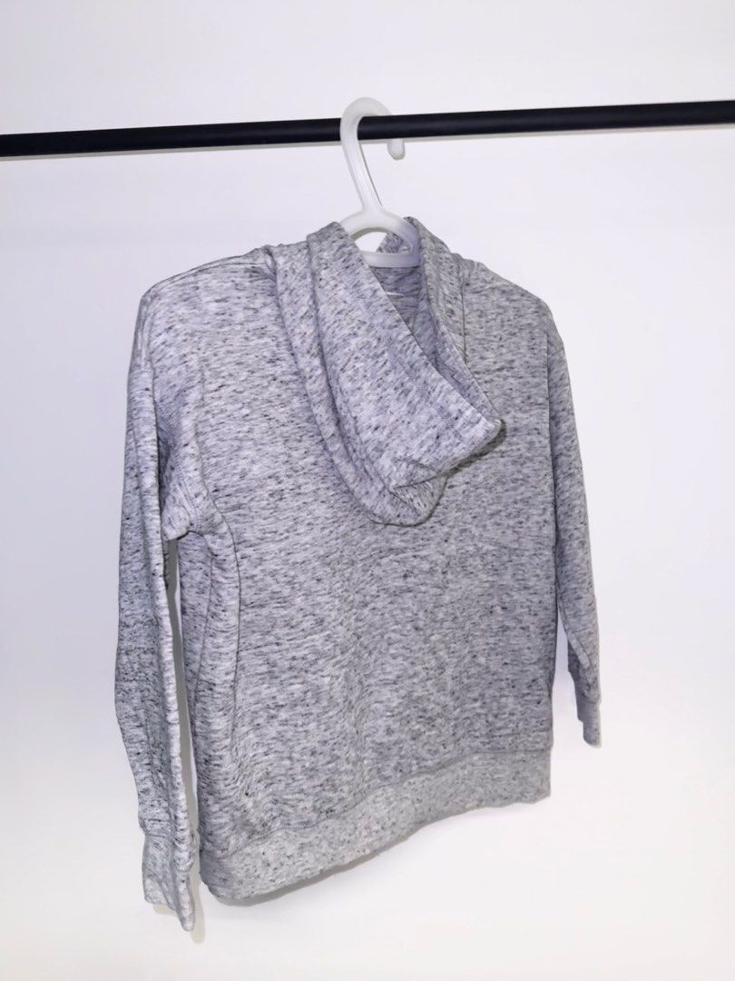 Hoodie for Kids (Category: Babies & Kids Fashion) located in Quezon City. Submitted by coolmomma (Listing ID 1467025075, Image 2). Description: Good condition Size 21 in length.