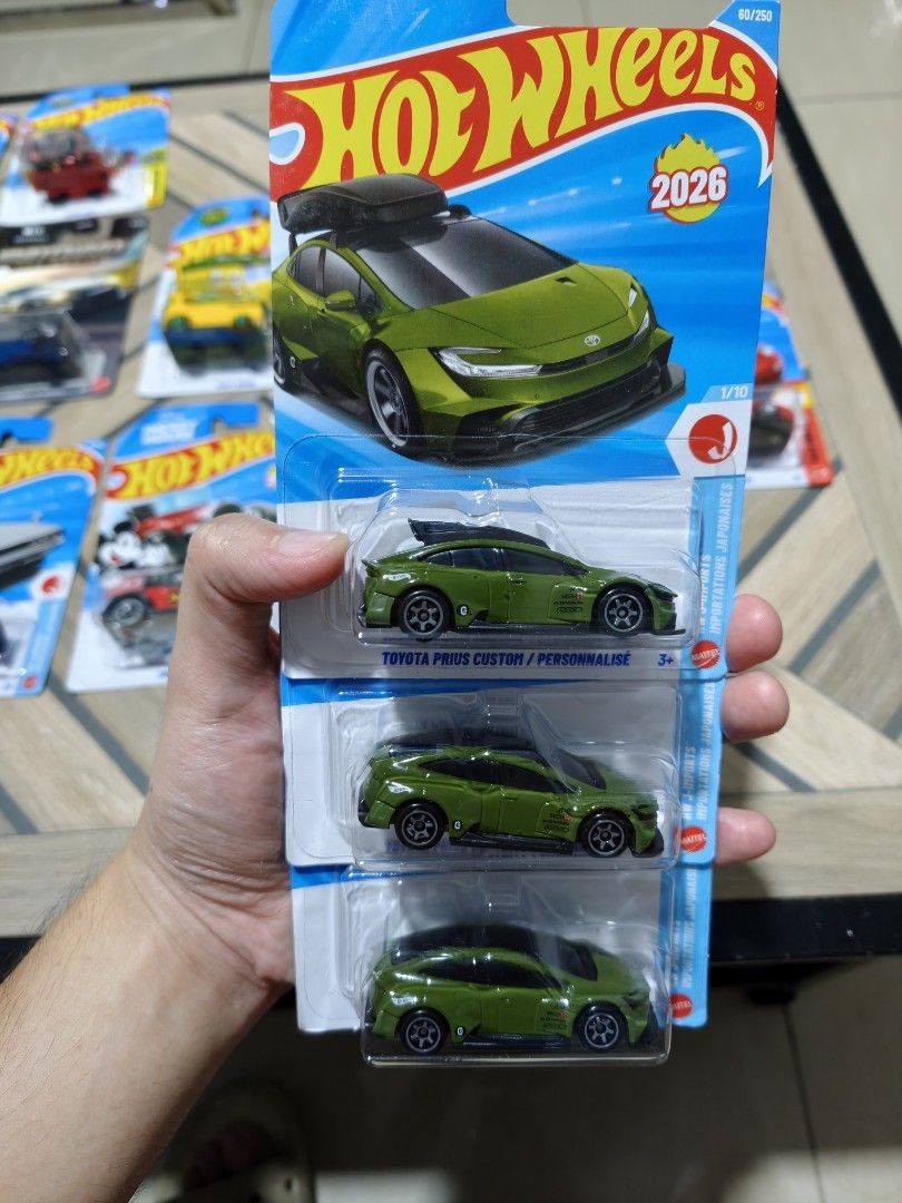 Hot Wheels Toyota Prius Custom Green (Category: Vehicle & Diecast Models) located in Manila. Submitted by paul.c29cruz (Listing ID 1467100844, Image 1). Description: - Item: Hot Wheels Toyota Prius Custom - Color: Striking metallic green - Condition: Brand new, cards intact and unpunched with vibrant artwork - Ideal for: JDM collectors and fans of modern castings 169 Each Madami pa kong ibang hotwheels. Check mo nalang. Hard to find, mahal pa sa 