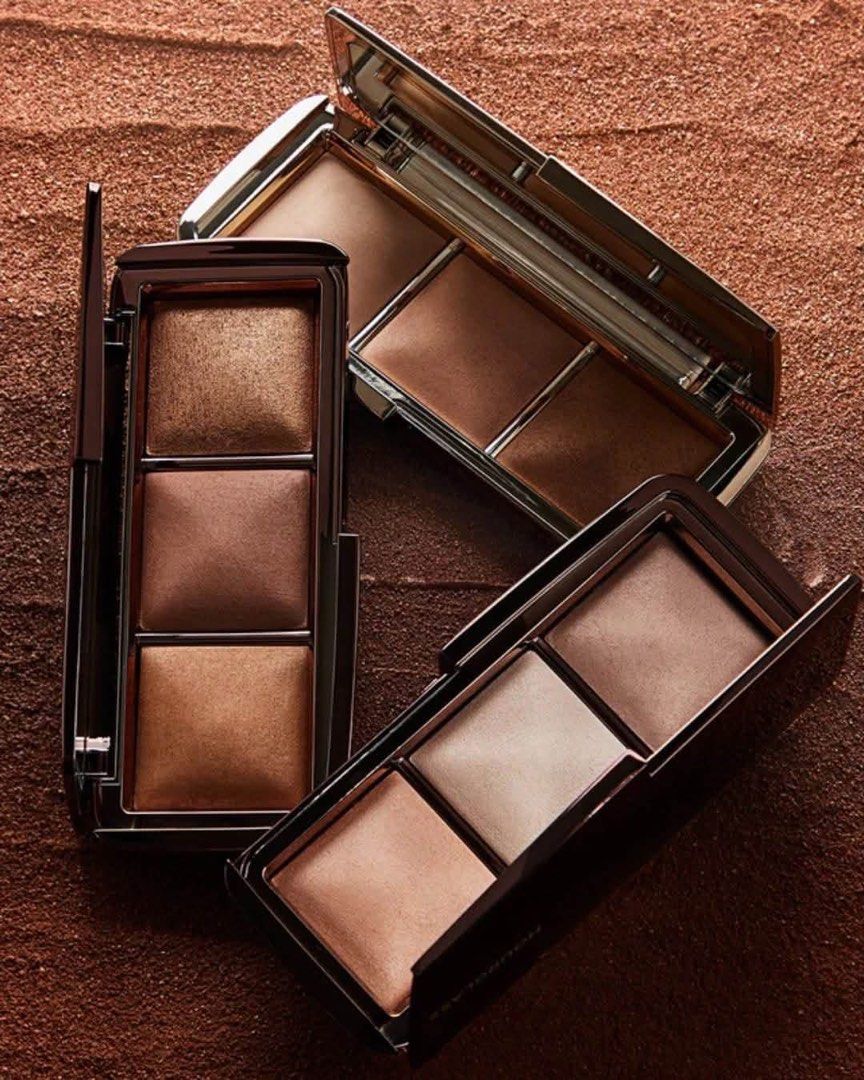 Hourglass — USA PASABUY 🇺🇸 (Category: Makeup) located in Manila. Submitted by gotchafinds.ph (Listing ID 1467095569, Image 2). Description: Hourglass — USA PASABUY 🇺🇸 Hourglass Ambient® Lighting Palette Colors Available: ♡Volume I ♡Volume II ♡Volume III ₱5,595 Available for Pre-order ♡ 📦 Pre-order basis 🗓 Cut-off: Dec 05 ✈ ETA: Dec 30 ♡ Subject to availability Looking for other beauty finds or USA pasabuy? Message us for more requests! 🤎.
