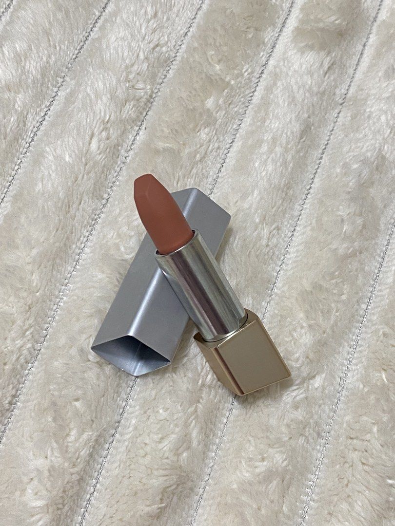 Hourglass Soft Matte Lipstick (Category: Makeup) located in Manila. Submitted by v_thrifts (Listing ID 1467020560, Image 1). Description: HOURGLASS SOFT MATTE LIPSTICK - Shade: Magnolia (Pink Beige) - Finish: Smooth matte texture - No box RFS: don’t like matte lipstick - slightly negotiable for sure buyer.