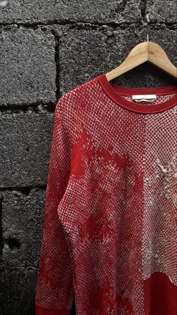 Hugo Boss Fillian Sweater Red (Category: Longsleeves) located in Quezon City. Submitted by erodinamict (Listing ID 1467061053, Image 1). Description: Size:XS-S Good Condition Color rate:9/10 Dimes:19x26.