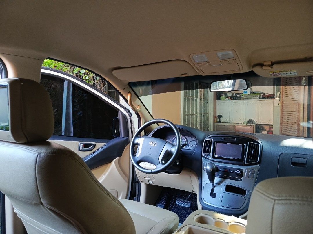 Hyundai Starex (Category: Used Cars) located in Rizal. Submitted by her_shey (Listing ID 1466973800, Image 3). Description: ORIGINAL 2017 HYUNDAI GRAND STAREX VGT AUTOMATIC VERY MUCH WELL MAINTAINED NO ISSUES BRING YOUR CERTIFIED AUTO MECHANIC IF YOU WANT VERY SELDOM USED WE'RE ALWAYS OUT OF THE COUNTRY RUSH SALE! OR SWAP TO A LOWER MODEL CAR YOU JUST ADD CASH COMPLETE ORIGINAL DOCUMENT WITH OWNERS MANUAL HURRY GRAB IT NOW. FOR SERIOUS CASH BUYER