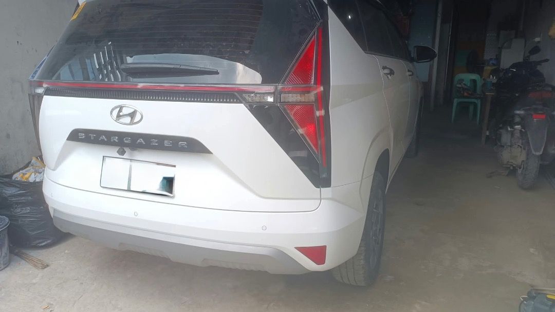 Hyundai Starex (Category: Used Cars) located in Quezon City. Submitted by karrmingi0223 (Listing ID 1467046763, Image 1). Description: 2025 HYUNDAI STARGAZER GLS 😅 6k ODO AUTOMATIC COLOR WHITE GOOD AS NEW GAS 1.050M in Cash for sure buyers only .