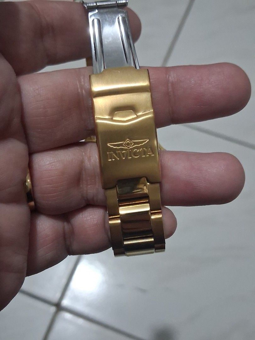 Invicta Pro Diver Model 15252 Ladies Watch (Category: Women's Watches) located in Las Pinas. Submitted by chariepadilla (Listing ID 1467021617, Image 2). Description: .